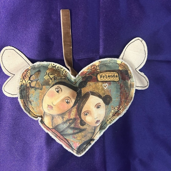 Demdaco Kelly Rae Roberts
Set of 3 Winged Cloth
Inspiration Ornaments - Picture 3 of 11